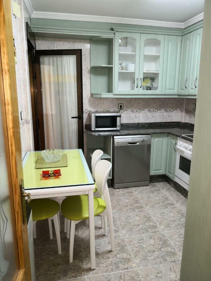 Apartamentos Los Robles Alcala del Jucar Bagian luar foto